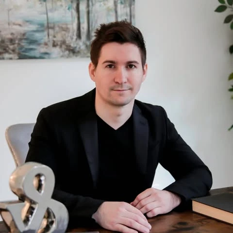 Eugene Dimov headshot